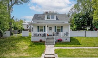 136 Collins St, Attleboro, MA 02703