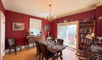 81 Parkview Ave, Bangor, ME 04401