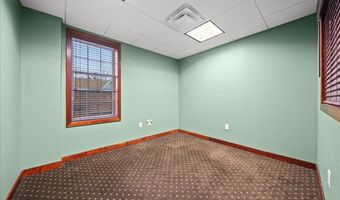 21 Greene Ave, Amityville, NY 11701