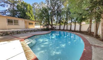 6505 Shoup Ave, West Hills, CA 91307
