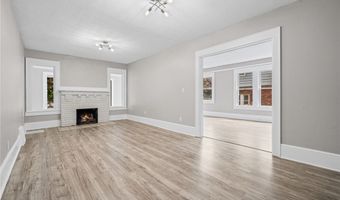 1376 Goodyear Blvd, Akron, OH 44305