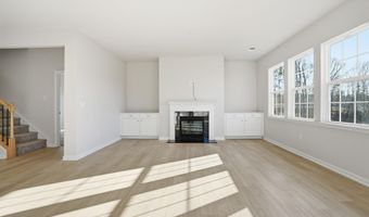 738 N Iron Hill St, Boiling Springs, SC 29316