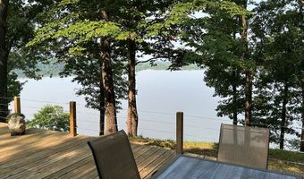 475 BLUFF Rd, Big Sandy, TN 38221