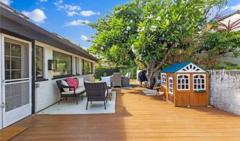 32 Pilipu Pl A, Kailua, HI 96734