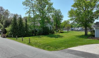 48 E LAKE Dr, Annapolis, MD 21403
