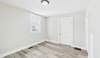 1318 E 28th St, Anderson, IN 46016