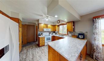 23096 Bluegrass Rd, Albert Lea, MN 56007