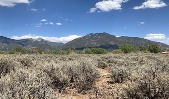 On Sol Grande, Arroyo Seco, NM 87514