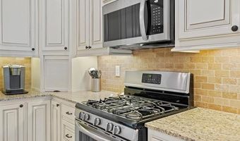 5602 Aspen Ave, Bartlesville, OK 74006