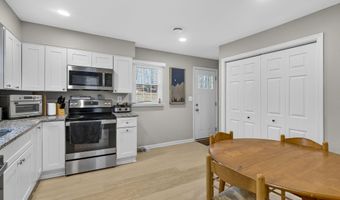 7-27 7-27F FLETCHER Ln, Amissville, VA 20106