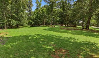736 Wolfskin Rd, Arnoldsville, GA 30619