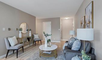 10031 Echoridge Ln A, Affton, MO 63123