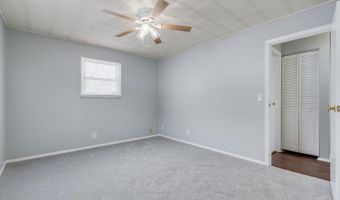 205 Olympus Dr, Hamilton, OH 45013