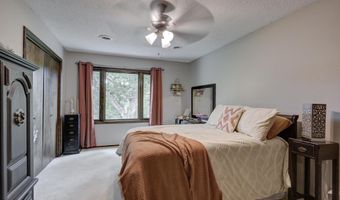 948 Oak Crst, Baxter Springs, KS 66713