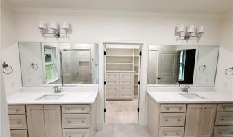 23 Langholm Ln, Bella Vista, AR 72715