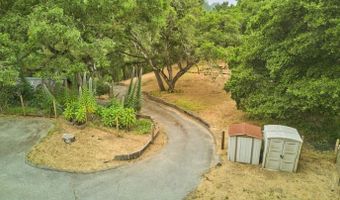 520 Seely Ave, Aromas, CA 95004
