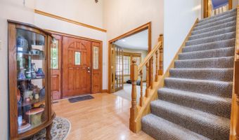210 Evergreen Dr, Batesville, IN 47006