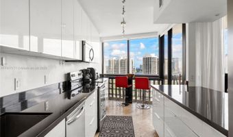 1000 W Island Blvd 2407, Aventura, FL 33160