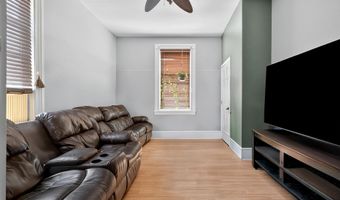 93 W 35TH St, Bayonne, NJ 07002