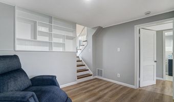 7727 KALORAMA Rd, Annandale, VA 22003