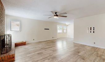 7413 Volunteer St NE, Albuquerque, NM 87109