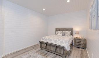 171 Linden Dr. A, Arnolds Park, IA 51331