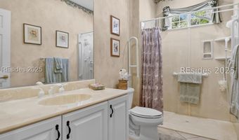 9 Sunbow Ln, Bluffton, SC 29909