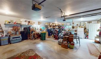 1015 W William St, Albert Lea, MN 56007
