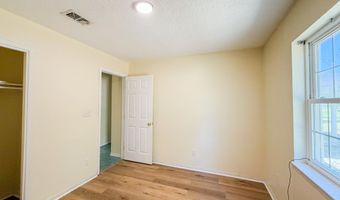 5703 Old River Rd, Baker, FL 32531