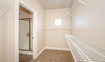 745 Champagne Dr, Biloxi, MS 39532