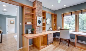 8604 TOBIN Rd, Annandale, VA 22003