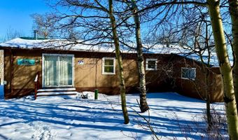 28 W Shore Rd, Babb, MT 59411