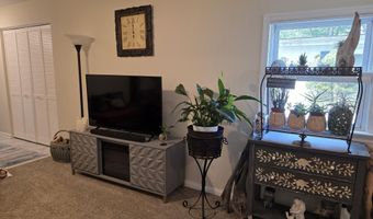 107 Redwood Dr, Barnegat, NJ 08005