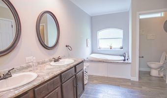 23706 E U.S. 160, Alton, MO 65606