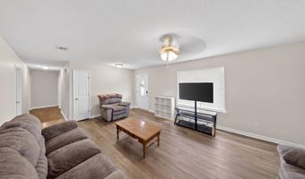 106 OKLAHOMA Cir, Adel, GA 31620