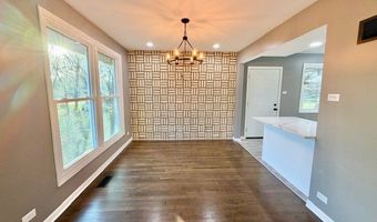 22 W070 Byron Ave, Addison, IL 60101