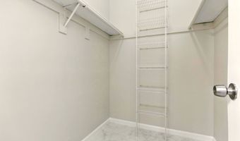 200 Pine Brg, Alpharetta, GA 30022