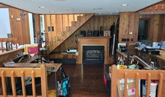 889 Old Grandview Rd, Beaver, WV 25813