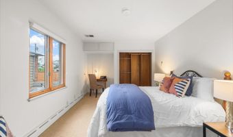 318 W 2ND Ave, Cheyenne, WY 82001