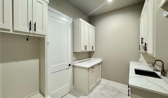 811 Greenhorn St, Bentonville, AR 72712