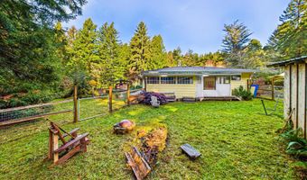 2099 Fickle Hill Rd, Arcata, CA 95521