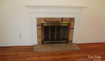 7017 Knightswood Dr, Charlotte, NC 28226