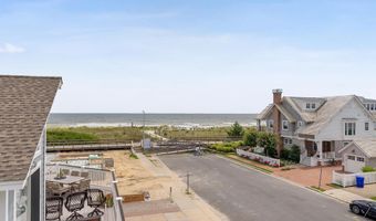 53 E 25th St, Avalon, NJ 08202