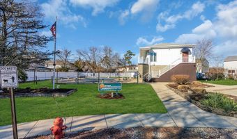 13 B Emerald Dr B, Barnegat, NJ 08005