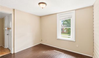 285 Sumner Ct, Akron, OH 44311