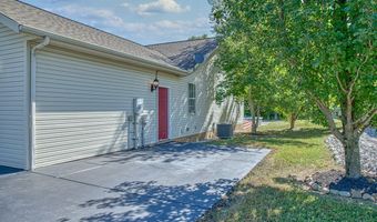 177 Prosperity Dr, Baxter, TN 38544