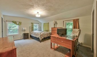 48 Central St, Auburn, MA 01501