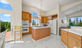 10100 Zermatt Cir, Anchorage, AK 99507