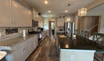 987 Hawkin Ln, Aurora, OH 44202