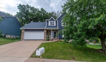 1329 W 51ST St, Davenport, IA 52806